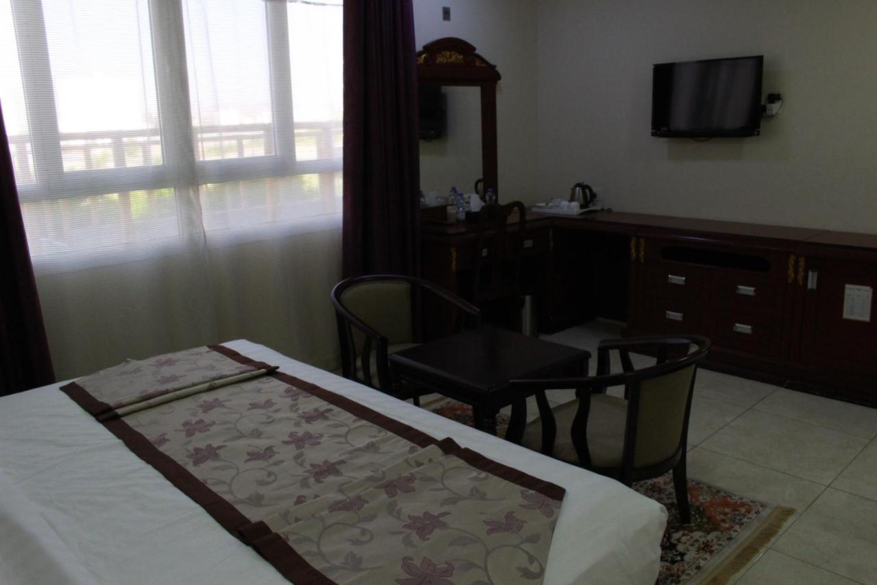 Al Diyar Hotel Назва Экстерьер фото